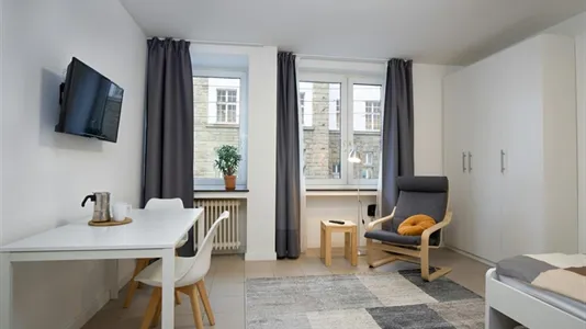 Apartments in Dusseldorf - photo 2