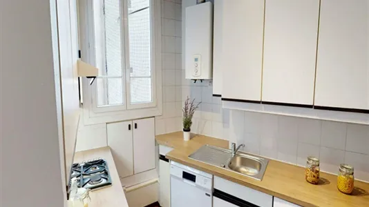 Rooms in Paris 16ème arrondissement (South) - photo 8