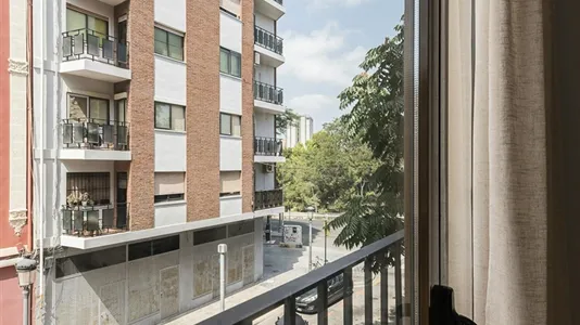 Apartments in Valencia Extramurs - photo 9