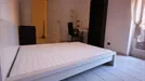 Room for rent, Milano Zona 2 - Stazione Centrale, Gorla, Turro, Greco, Crescenzago, Milan, &lt;span class=&quot;blurred street&quot; onclick=&quot;ProcessAdRequest(11245610)&quot;&gt;&lt;span class=&quot;hint&quot;&gt;See streetname&lt;/span&gt;[xxxxxxxxxxxxx]&lt;/span&gt;