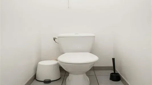 Rooms in Lyon - photo 9