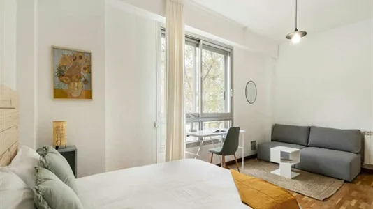 Rooms in Madrid Hortaleza - photo 3