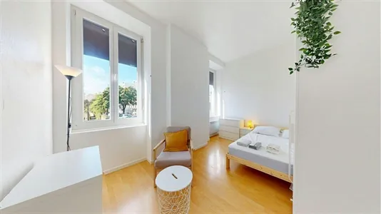 Apartments in Lyon - photo 2