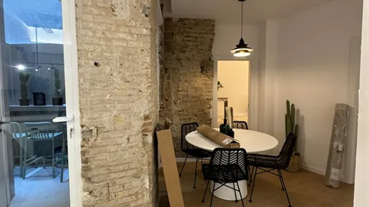 Apartments in Valencia Ciutat Vella - photo 8