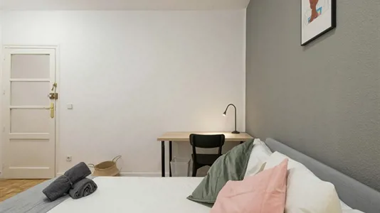 Rooms in Madrid Salamanca - photo 3