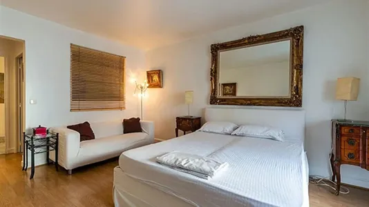 Apartments in Paris 8ème arrondissement - photo 6