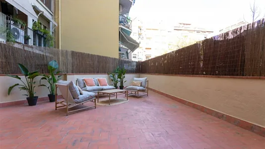 Apartments in Barcelona Eixample - photo 2