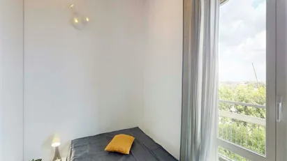 Room for rent in Milano Zona 4 - Vittoria, Forlanini, Milan