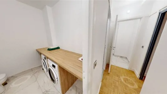 Apartments in Paris 16ème arrondissement (South) - photo 3