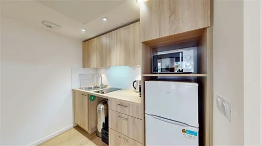 Rooms in Nanterre - photo 8