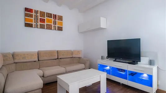 Rooms in Barcelona Ciutat Vella - photo 6