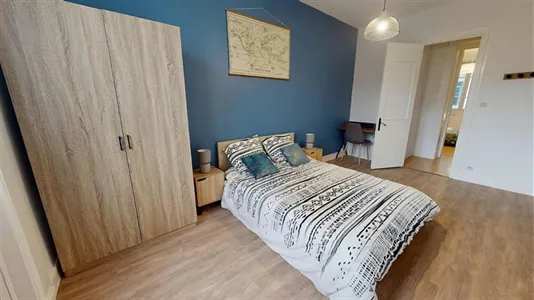 Rooms in Saint-Étienne - photo 3