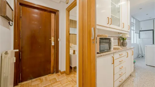 Rooms in Madrid Retiro - photo 6