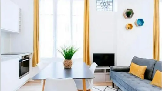 Apartments in Paris 18ème arrondissement - Montmartre - photo 7