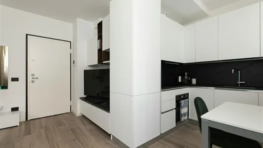 Apartments in Milano Zona 8 - Fiera, Gallaratese, Quarto Oggiaro - photo 9