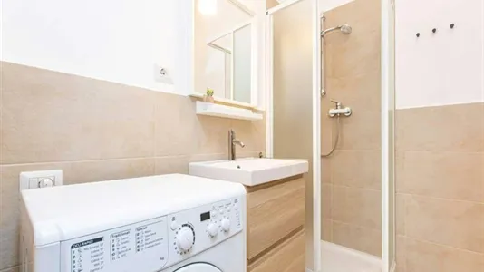 Rooms in Milano Zona 2 - Stazione Centrale, Gorla, Turro, Greco, Crescenzago - photo 10