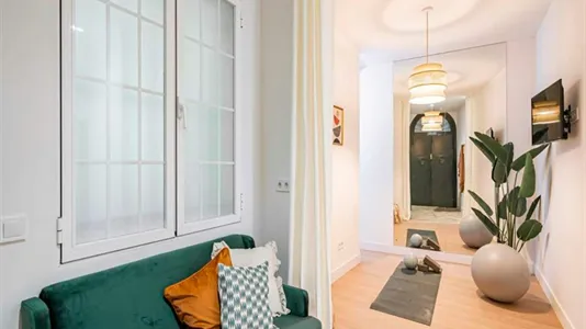 Rooms in Madrid Centro - photo 9