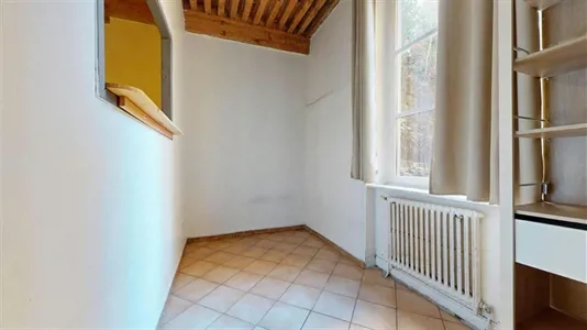 Apartments in Lyon - photo 2