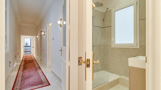 Rooms in Barcelona Eixample - photo 9