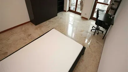 Room for rent in Milano Zona 1 - Centro storico, Milan