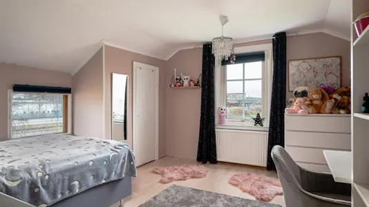 Houses in Flen - photo 11