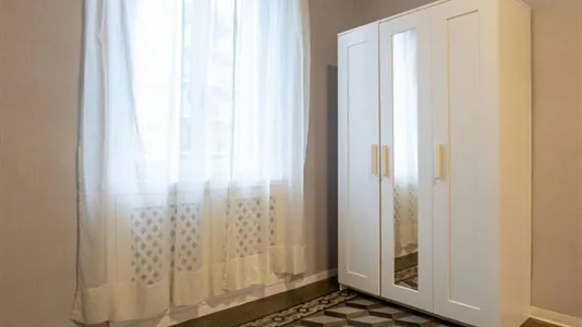 Rooms in Milano Zona 8 - Fiera, Gallaratese, Quarto Oggiaro - photo 2