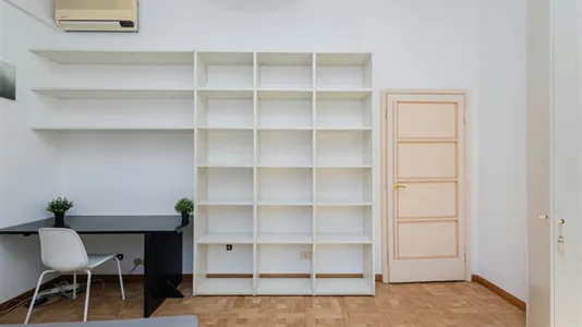 Rooms in Milano Zona 2 - Stazione Centrale, Gorla, Turro, Greco, Crescenzago - photo 8