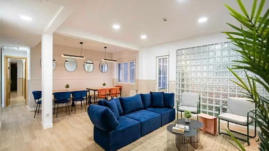 Rooms in Madrid Tetuán - photo 10