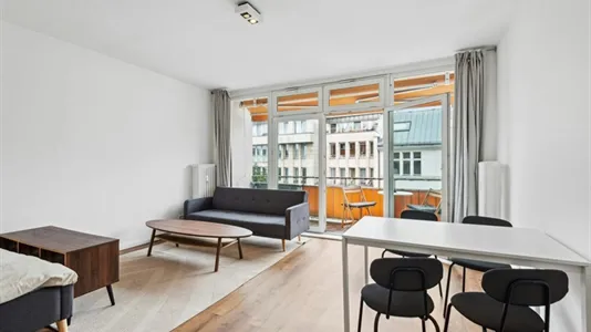 Apartments in Berlin Charlottenburg-Wilmersdorf - photo 2