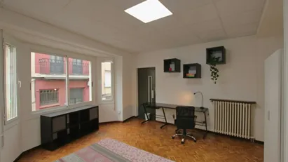 Room for rent in Terrassa, Cataluña