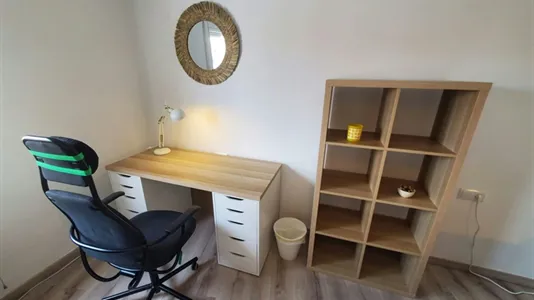 Rooms in Terrassa - photo 2