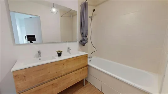 Rooms in Lyon - photo 10
