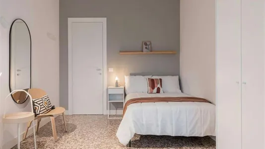 Rooms in Turin - photo 3