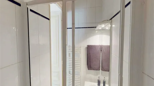 Rooms in Paris 17ème arrondissement - photo 4