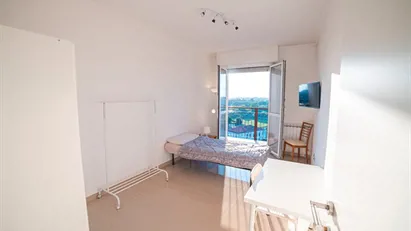 Room for rent in Milano Zona 9 - Porta Garibaldi, Niguarda, Milan