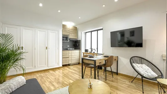 Rooms in Madrid Tetuán - photo 5