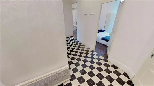 Apartments in Lyon - photo 3