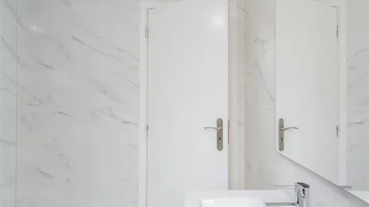 Rooms in Sintra - photo 8