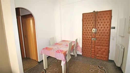 Rooms in Genoa - photo 8