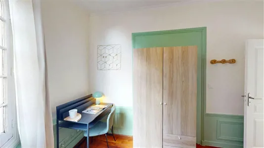 Rooms in Paris 17ème arrondissement - photo 2