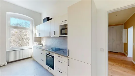 Rooms in Berlin Neukölln - photo 1