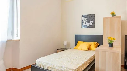 Room for rent in Milano Zona 4 - Vittoria, Forlanini, Milan