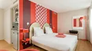 Apartment for rent, Versailles, Île-de-France, &lt;span class=&quot;blurred street&quot; onclick=&quot;ProcessAdRequest(13598159)&quot;&gt;&lt;span class=&quot;hint&quot;&gt;See streetname&lt;/span&gt;[xxxxxxxxxxxxx]&lt;/span&gt;