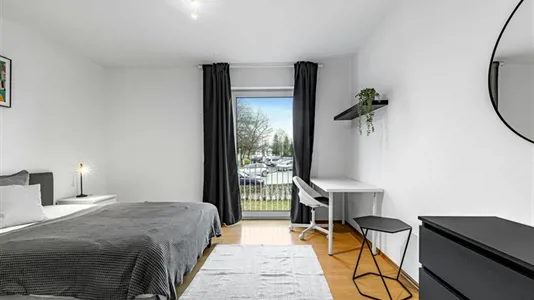 Rooms in Munich Thalkirchen-Obersendling-Forstenried-Fürstenried-Solln - photo 2