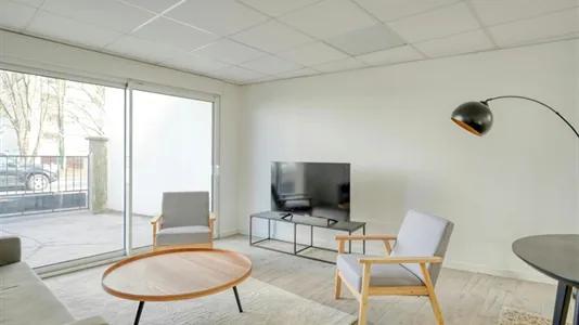 Apartments in Bobigny - photo 8