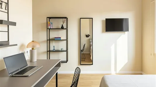 Rooms in Barcelona Sarrià-St. Gervasi - photo 8