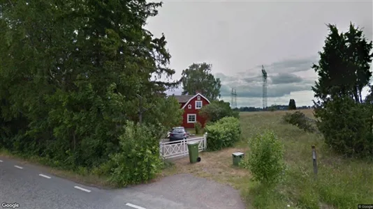 Houses in Enköping - photo 1