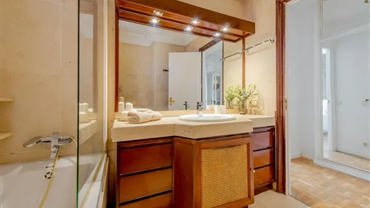 Rooms in Madrid Chamberí - photo 10