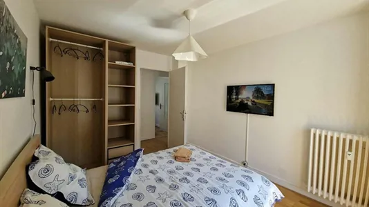 Rooms in Saint-Julien-en-Genevois - photo 2
