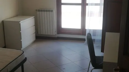 Rooms in Roma Municipio XIV – Monte Mario - photo 2